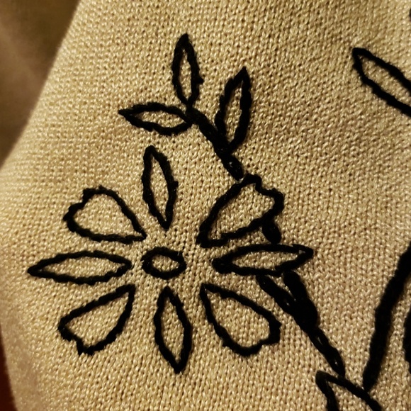 True Beauty  Embroidered Sweater - Picture 3 of 7